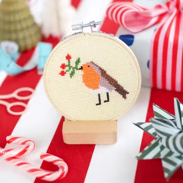 Robin & Berry Beginner Cross Stitch Kit